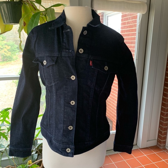 levi's indigo denim jacket